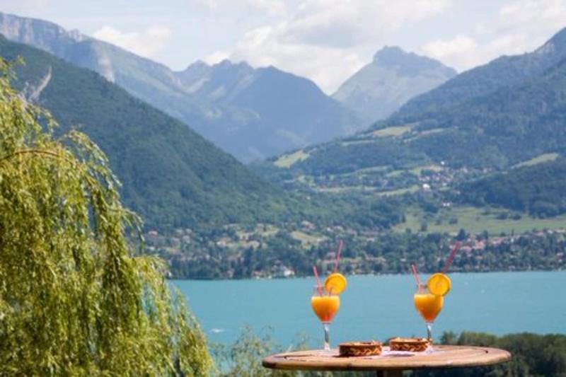 Village Club Les Balcons Du Lac D'Annecy - Neaclub ซิวริเย ภายนอก รูปภาพ